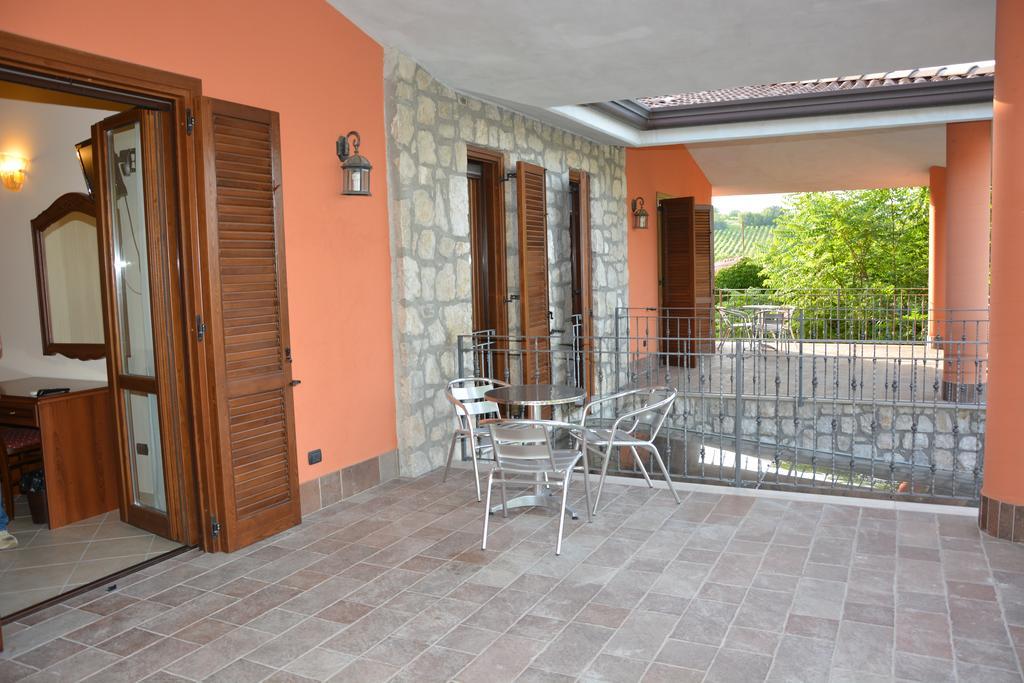 Pinus Rooms Benevento Exterior foto