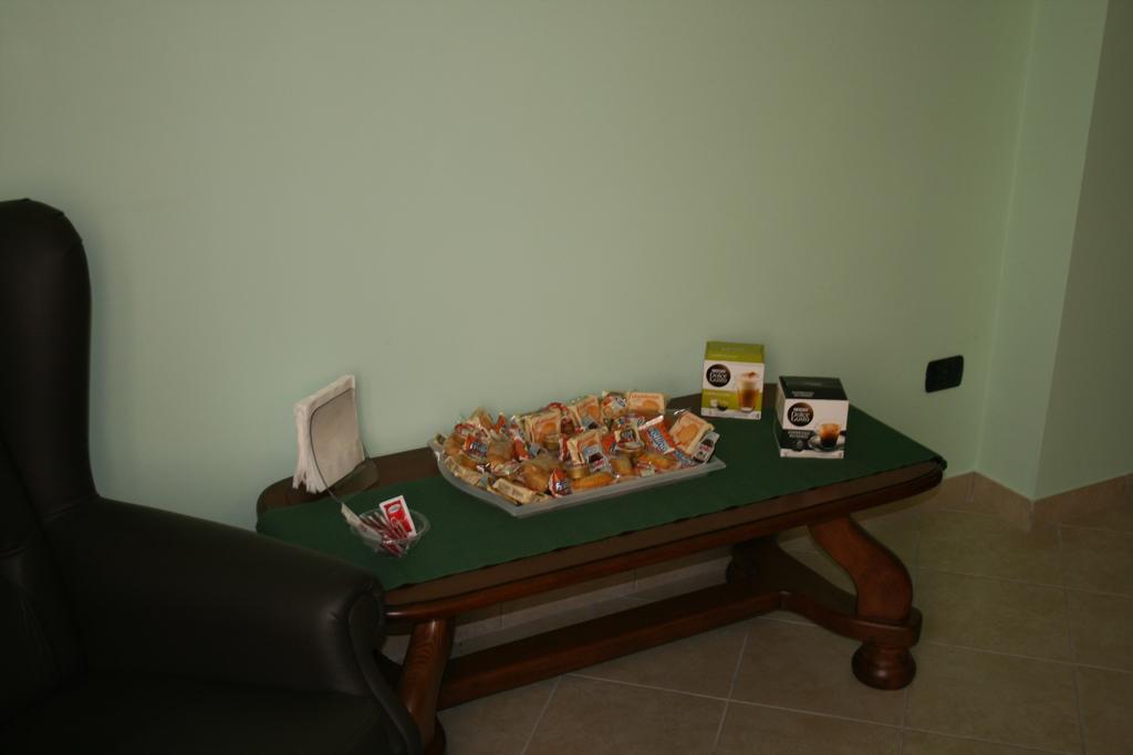 Pinus Rooms Benevento Exterior foto