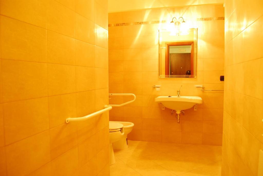 Pinus Rooms Benevento Habitación foto